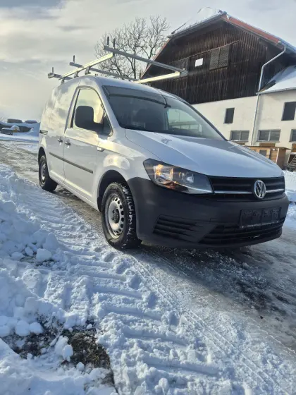 VW Caddy 2.0 TDI rostfrei