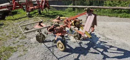 Kreiselheuer Kuhn GF440 + Teileträger