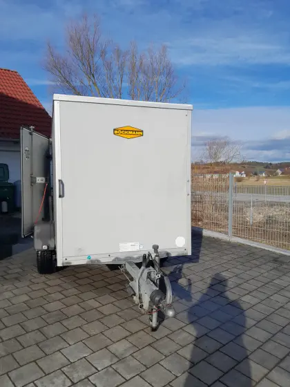Böckmann kofferanhänger mit Neuen TÜV