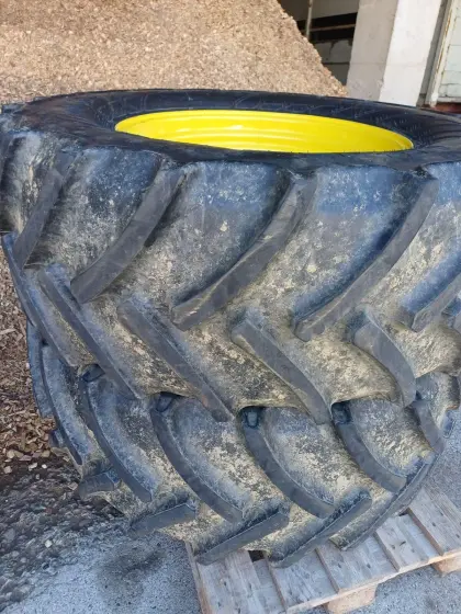 Kompletträder für John Deere 6R