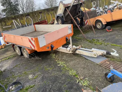 Anhänger Partenheimer 2.000 kg