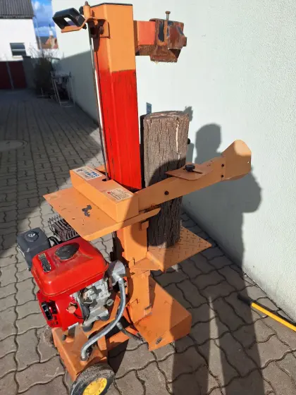 Holzspalter mit Benzinmotor 8 t., Crossfer HSP8TG