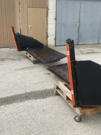 Rapstisch für Claas C450 Klappschneidwerk