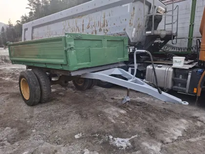 Verkaufe Kipper mit Kipperanschluss