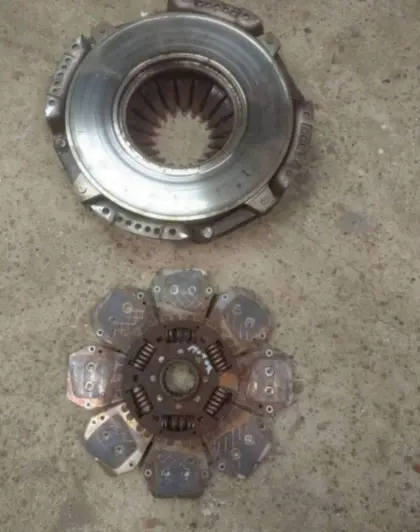 Defekte Kupplung und Scheibe Deutz Agrostar 4.78