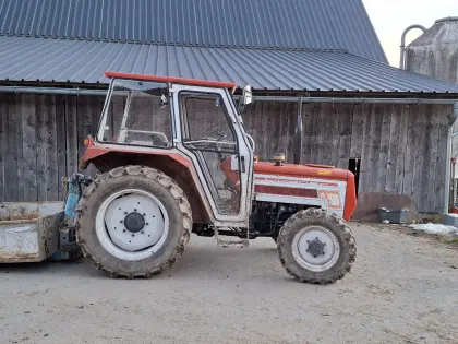 Traktor Lindner 1500