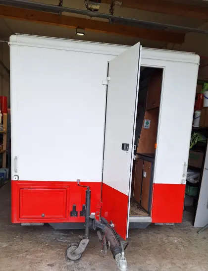 Verkaufsanhänger Marke Borco Höhns