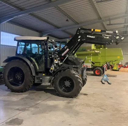 Fendt 211 Vario GEN3 Power mit Cargo 3X65