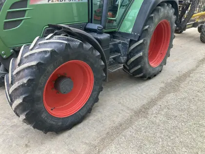Fendt 300 Michelin Kompletträder