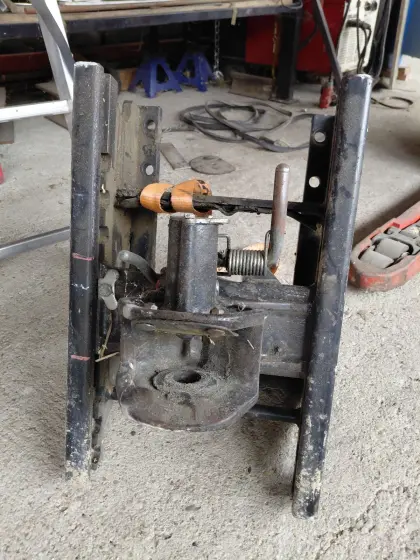 Anhängeschlitten für Steyr CVT, New Holland TVT, Case