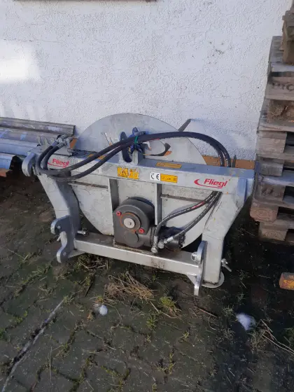 Rundballenabwickler Ballenauflöser