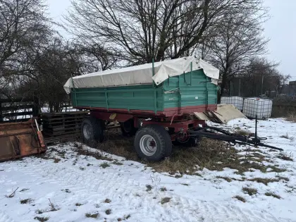 Zweiachskipper L. Bergmann D130 mit Druckluft