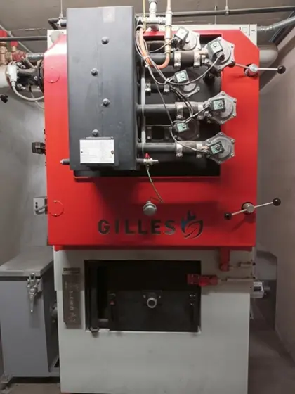 Gilles Hackschnitzelheizung 240 kW sehr guter Zustand!