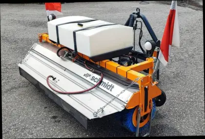 Frontkehrbesen Schmidt