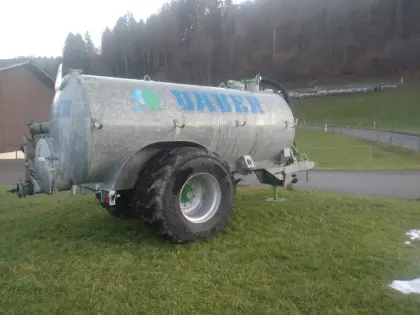 Güllefass Bauer V80