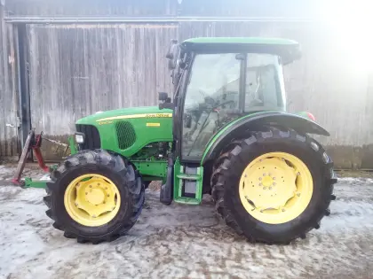 John Deere 5090M