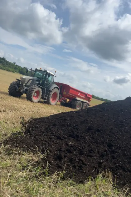 Wir suchen Verstärkung, Fahrer für Spezialerter und Traktor