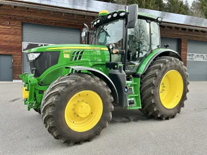 John Deere 6155R