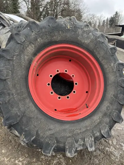 Komplettreifen Original Fendt 540/65R28