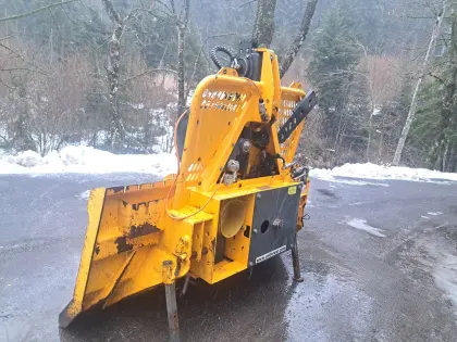 Uniforest 80 EH Seilwinde mit Funk