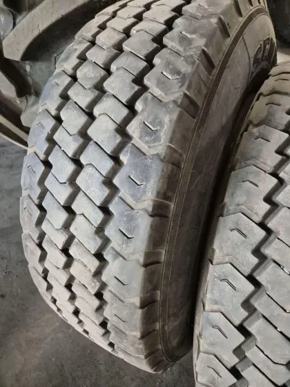 2 x 385/65R22,5 Anhängerreifen mit Felgen