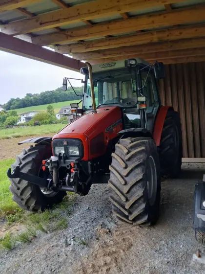Massey Ferguson 4245