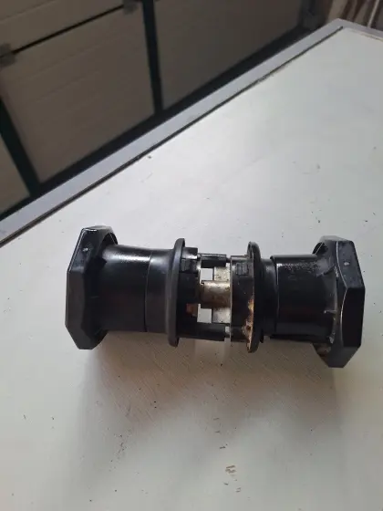 Drehgriff für Garagentor oder Garagentür - Marke Lindpointner