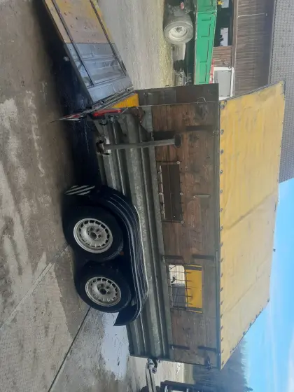 PKW-Anhänger für Tiertransport