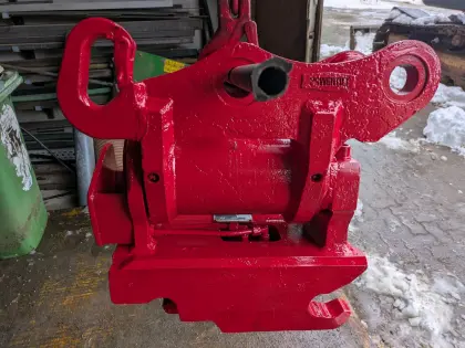 Powertilt Takeuchi TB 260