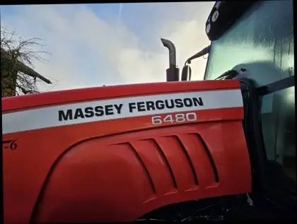 Traktor Massey Ferguson 6480