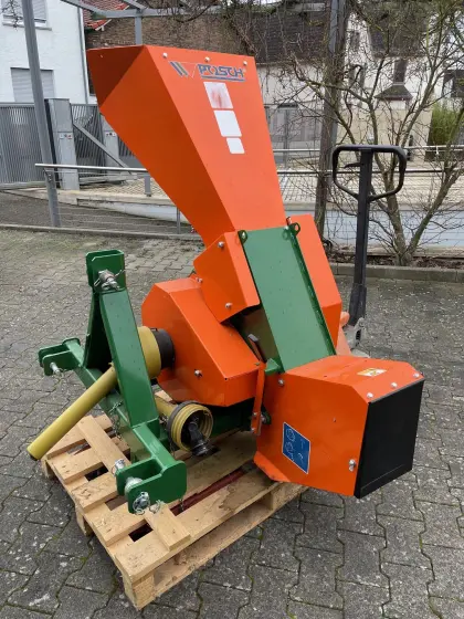 Posch Profi-Häcksler Typ M3200S