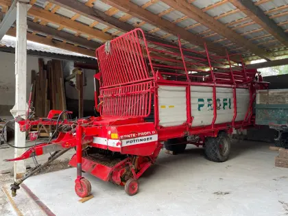 Ladewagen Pöttinger