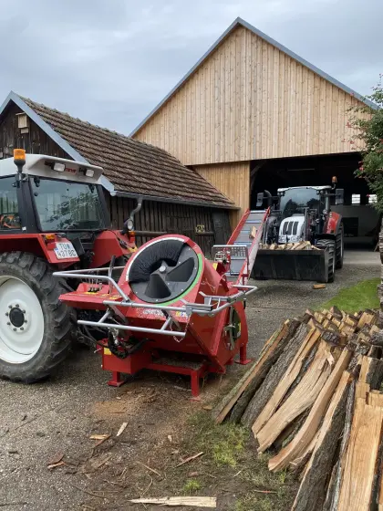 Holzschneiden mit Trommelsäge Quatromat