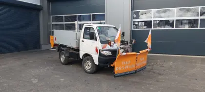 Allrad Piaggio Porter Kommunalfahrzeug Kubota Iseki