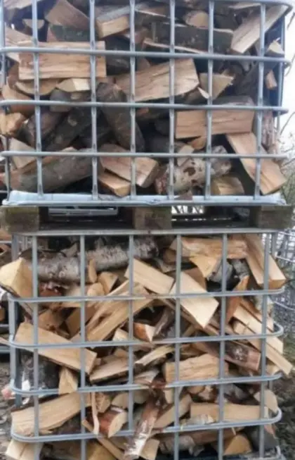 Brennholz Buche Scheitholz Kamin Esche Hartholz Ofen Grillen