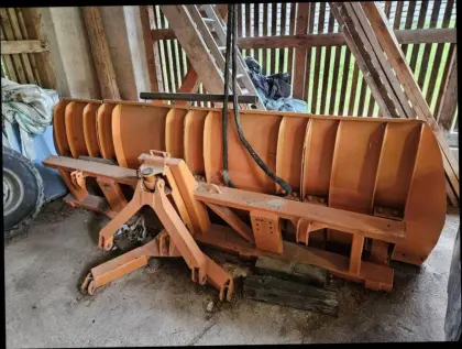 Schneepflug, Schneeschild Steiner