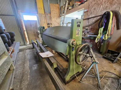 Hydraulische Schwenkbiegemaschine