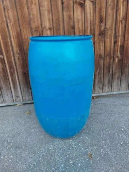 Wasserfass, Futterfass