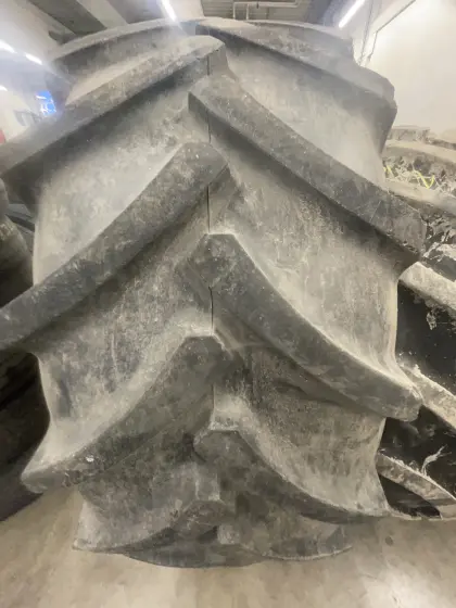 650/65R38 Conti AC 65, 2 Stk. zu verkaufen, Preis für beide