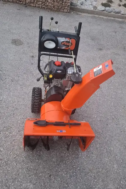 Ariens 27 Deluxe Schneefräse