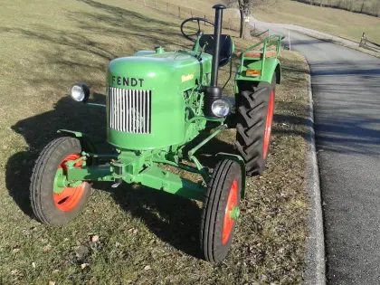 Oldtimer Fendt Dieselross F17L