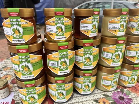 Bio-Honig aus eigener Imkerei - 100% Deutsches Produkt