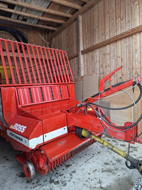 Ladewagen Pöttinger Boss