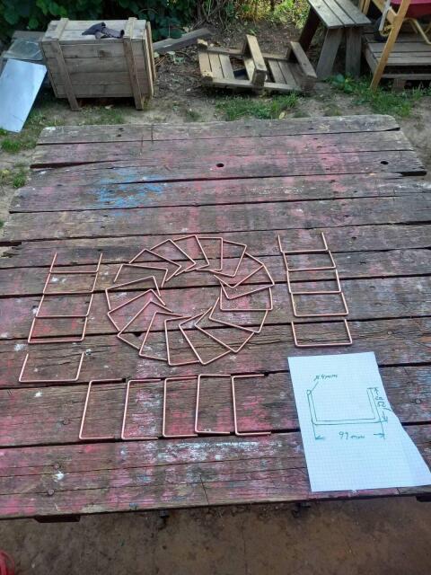 Filigran gehaltene U-Bügel 4 mm