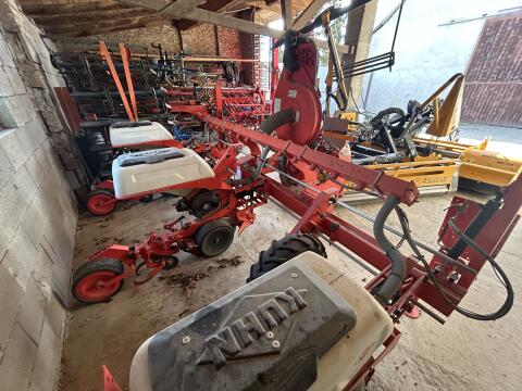 Kuhn Maxima, Hatzenbichler Hackgerät