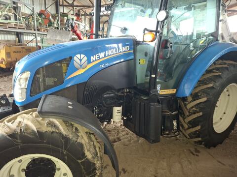 Verkaufe New Holland T4.75