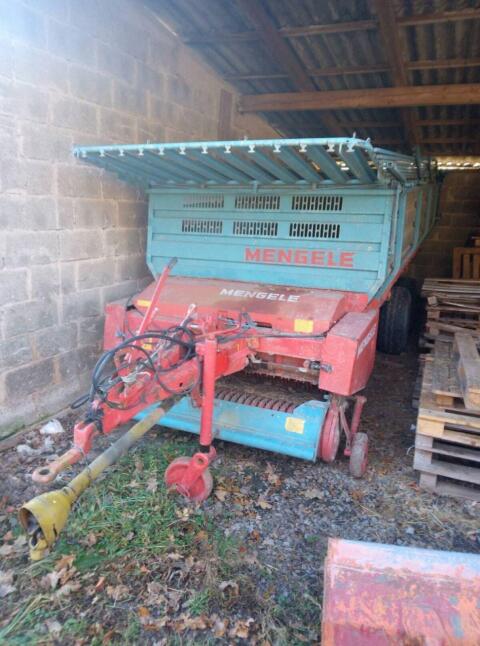 Ladewagen Mengele LW 370 Quadro