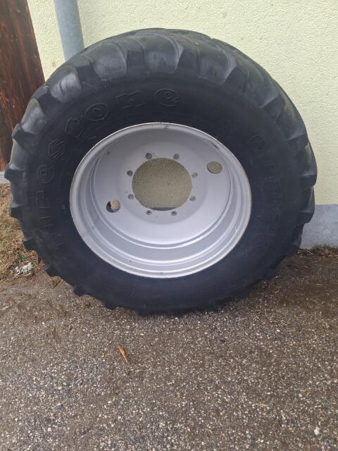 Kompletträder 480/65R28