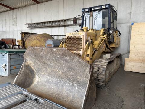Komatsu D57S