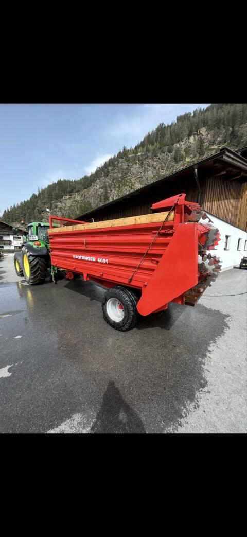 Miststreuer Pöttinger 6001